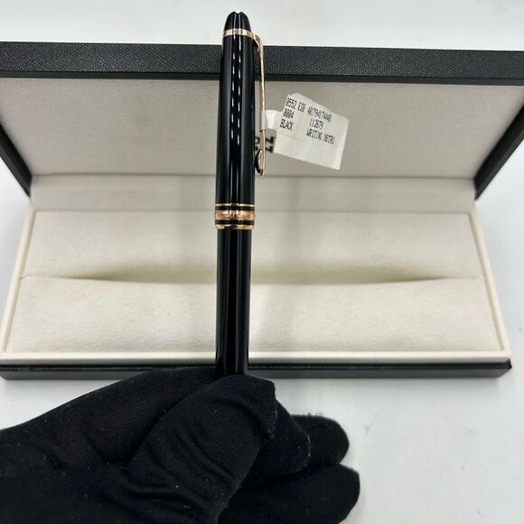 Mont Blanc Meisterstuck ballpoint pen, gold black ink - Picture 7 of 8